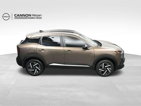 New 2026 Nissan Kicks SV w/ SV Premium Package FWD image 36