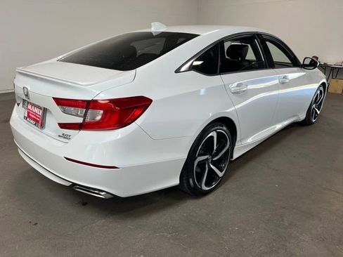 Used 2019 Honda Accord Sport image 3