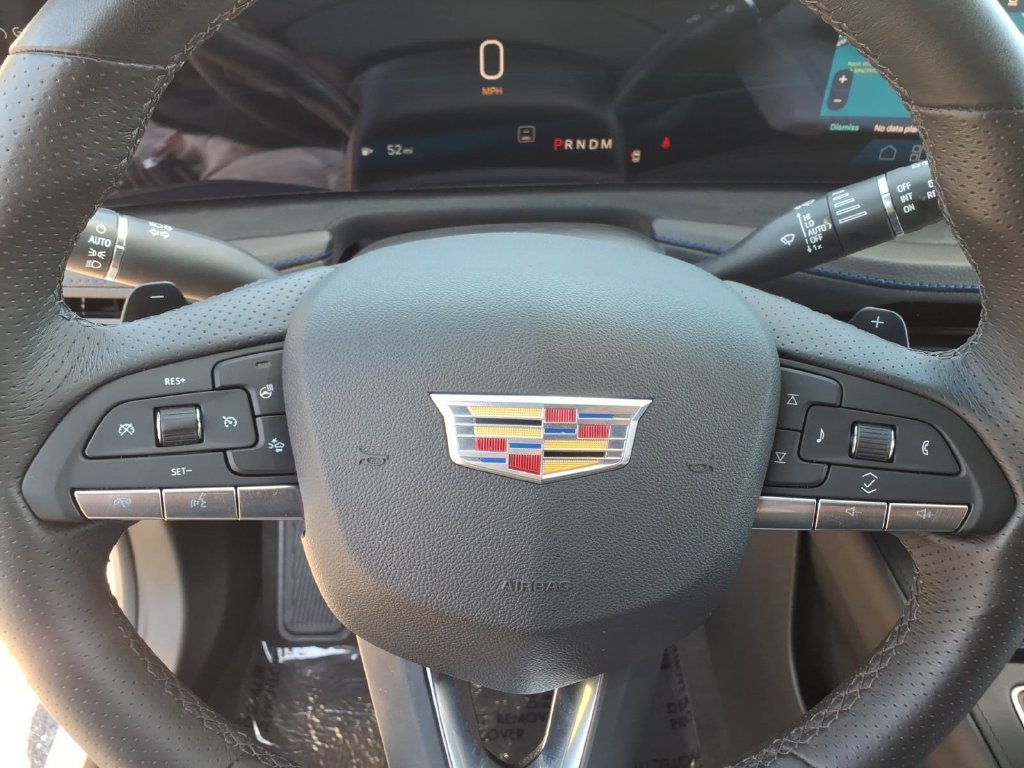 Used 2024 Cadillac XT4 Sport FWD image 28