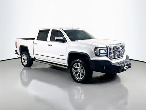 Used 2018 GMC Sierra 1500 Denali w/ Denali Ultimate Package image 2