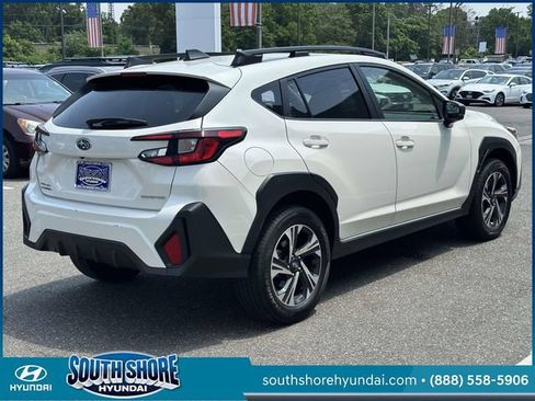 Used 2024 Subaru Crosstrek 2.0i Premium AWD/4WD image 6