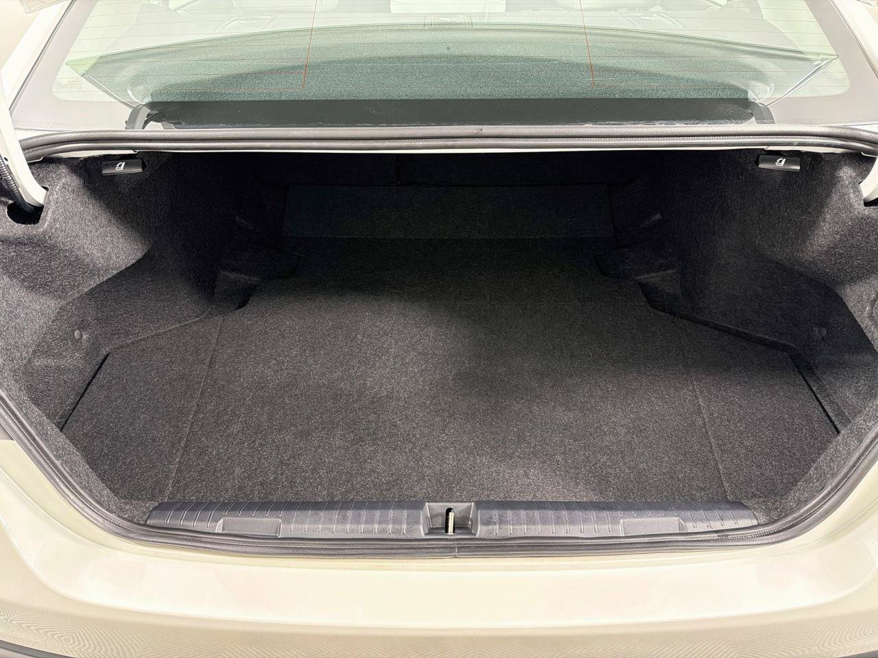 Used 2023 Subaru Legacy Premium AWD/4WD image 40