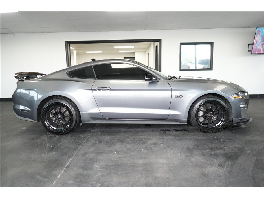 Used 2021 Ford Mustang GT w/ Black Accent Package RWD image 8