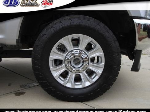 Used 2022 Ford F250 XL w/ STX Appearance Package AWD/4WD image 9