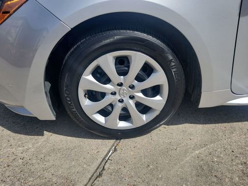 Certified 2024 Toyota Corolla LE image 28