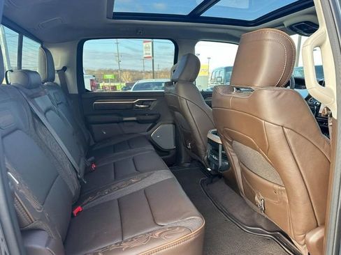 New 2026 RAM 1500 Limited w/ Off Road Group image 4