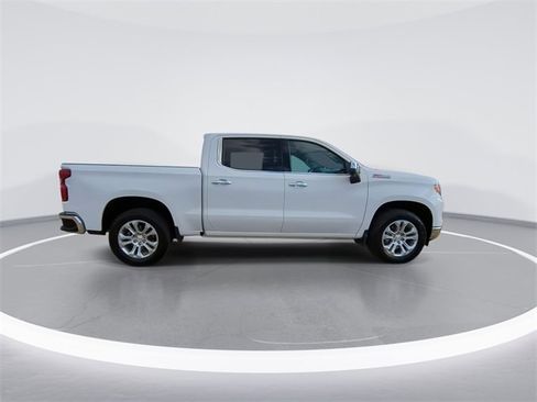 Used 2024 Chevrolet Silverado 1500 LTZ w/ LTZ Premium Package image 9