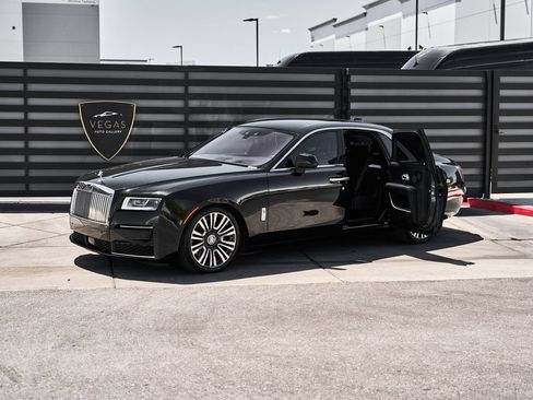 Used 2023 Rolls-Royce Ghost AWD/4WD image 5