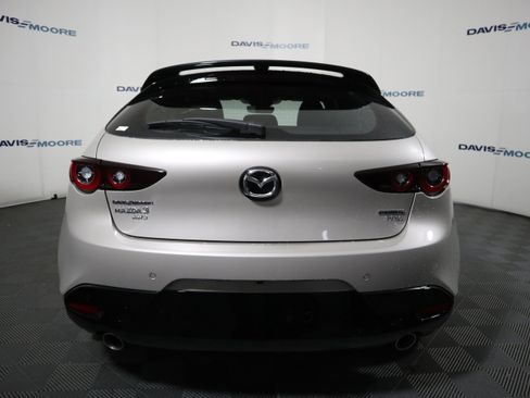 New 2026 MAZDA MAZDA3 Hatchback w/Premium Plus Pkg image 5