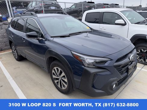 Used 2024 Subaru Outback Premium AWD/4WD image 1