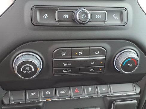Used 2024 Chevrolet Silverado 1500 Custom w/ Turbomax Blackout Package RWD image 29