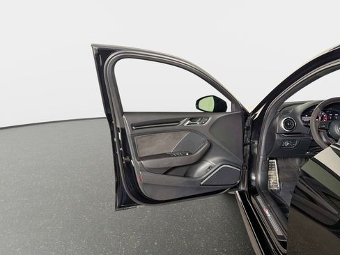 Used 2018 Audi RS 3 image 37