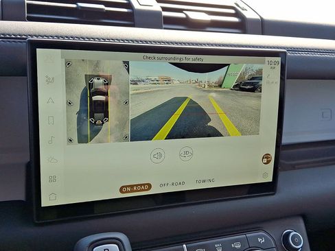 Certified 2025 Land Rover Defender 110 S image 25