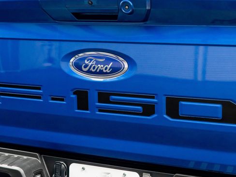 Used 2023 Ford F150 XLT w/ Equipment Group 302A High image 17