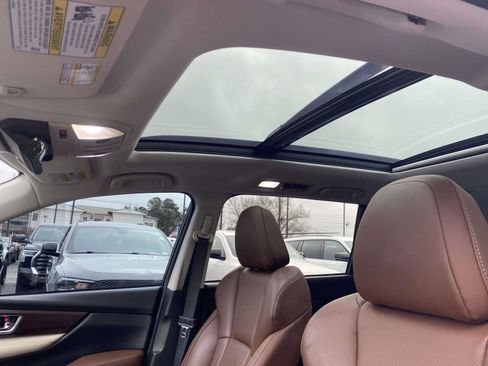 Used 2019 Subaru Ascent Touring w/ Popular Package #3 image 9
