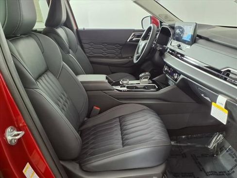 Used 2025 Mitsubishi Outlander SEL FWD image 9