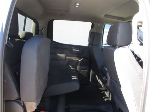 Used 2020 Chevrolet Silverado 1500 LT Trail Boss image 23