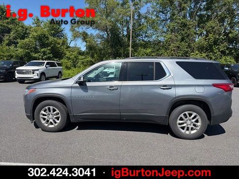 Used 2020 Chevrolet Traverse LT w/ Driver Confidence II Package AWD/4WD image 6