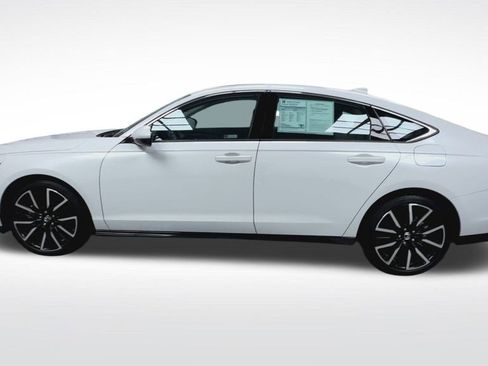 Certified 2024 Honda Accord Touring image 5