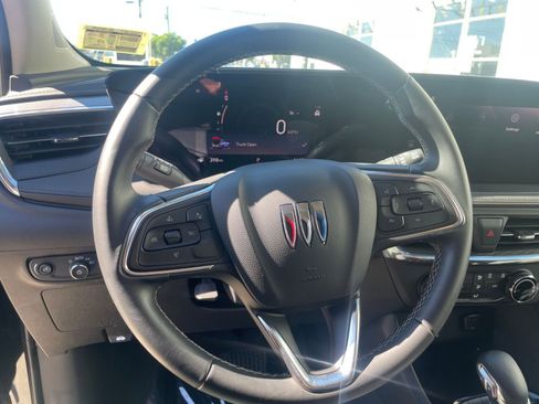 Used 2025 Buick Encore GX Preferred image 28