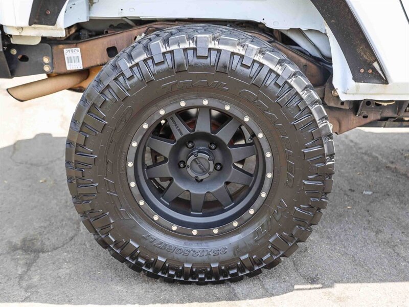 Used 2014 Jeep Wrangler Sport AWD/4WD image 12