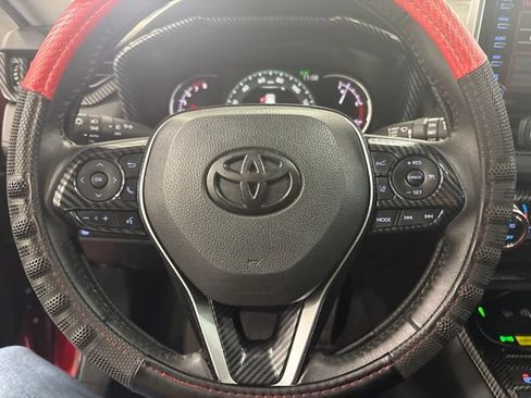 Used 2021 Toyota RAV4 TRD Off-Road AWD/4WD image 11