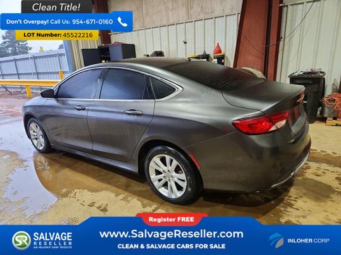Used 2015 Chrysler 200 Limited w/ Convenience Group image 3