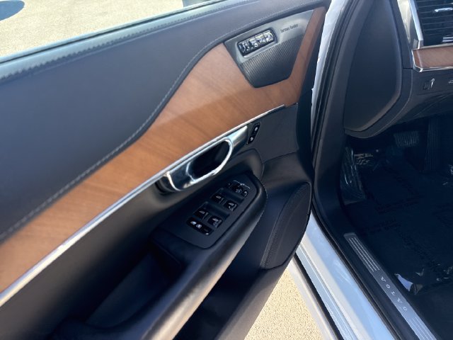 Used 2020 Volvo XC90 T6 Inscription AWD/4WD image 11
