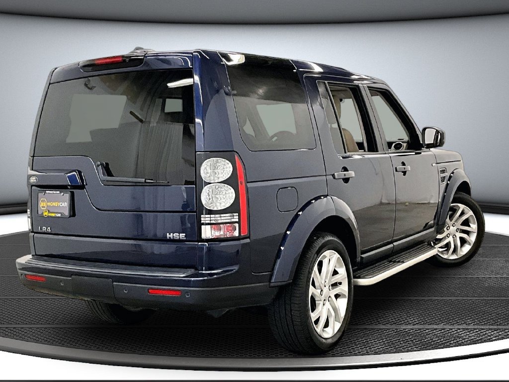 Used 2016 Land Rover LR4 HSE AWD/4WD image 6