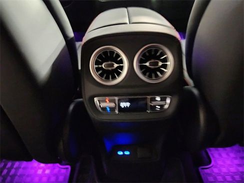 Used 2025 Mercedes-Benz G 63 AMG 4MATIC image 31