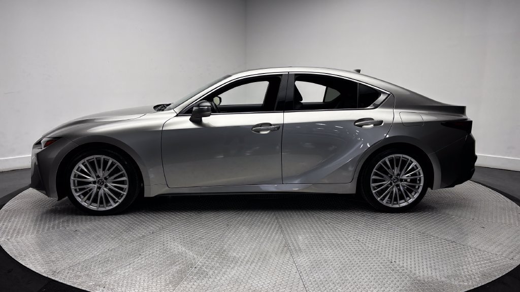 Used 2023 Lexus IS 300 AWD w/ Premium Package image 4