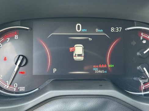 Used 2025 Toyota RAV4 XLE FWD image 26