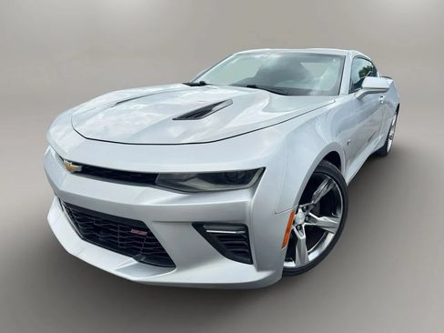 Used 2016 Chevrolet Camaro SS RWD image 1
