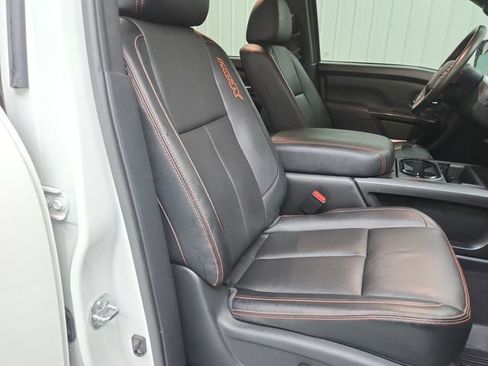 Used 2024 Nissan Titan PRO-4X w/ Pro-4x Convenience Package AWD/4WD image 39