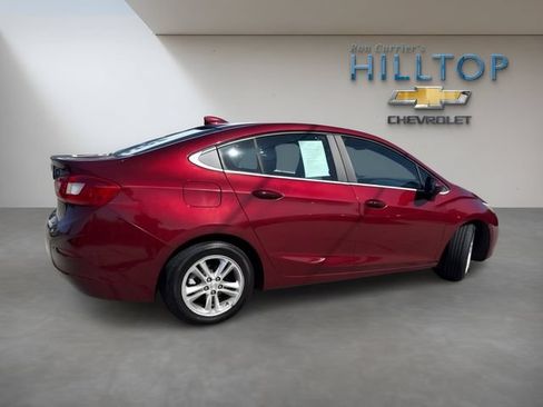 Used 2016 Chevrolet Cruze LT w/ Convenience Package FWD image 4