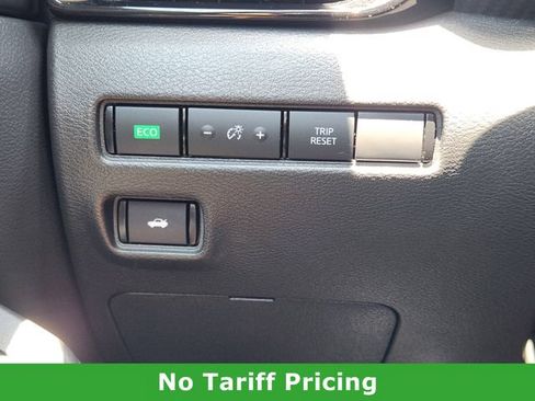 Used 2024 Nissan Sentra SV w/ All-Weather Package FWD image 22