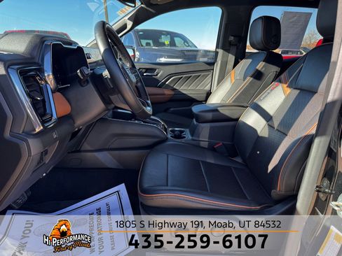 Used 2023 GMC Canyon AT4 w/ AT4 Premium Package image 16