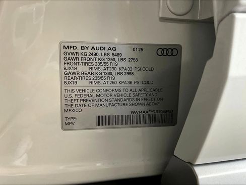 Certified 2025 Audi Q5 2.0T Premium image 36