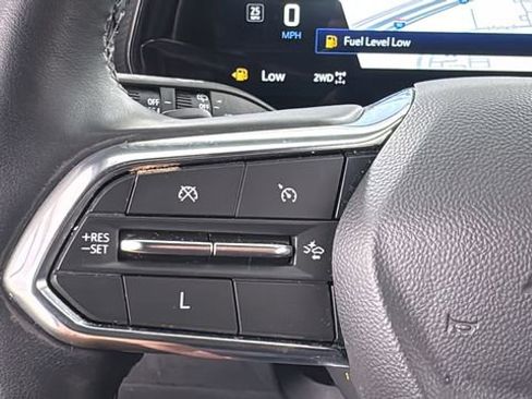 Used 2025 Chevrolet Equinox LT image 21