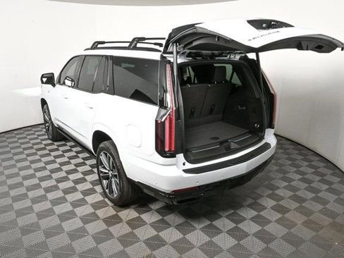 New 2026 Cadillac Escalade Sport w/ Touring Package image 31