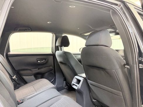 Used 2024 Honda HR-V Sport image 29