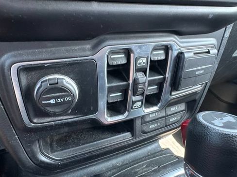 Used 2021 Jeep Wrangler Unlimited Sport w/ Sun And Sound Package AWD/4WD image 22
