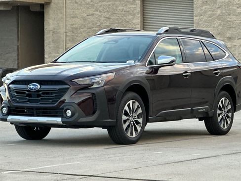 New 2025 Subaru Outback Touring image 7