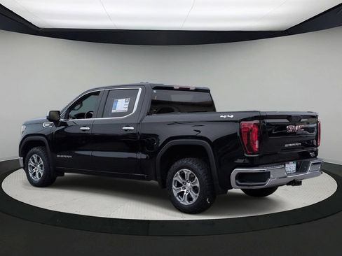 Certified 2022 GMC Sierra 1500 SLT w/ Driver Alert Package I AWD/4WD image 7