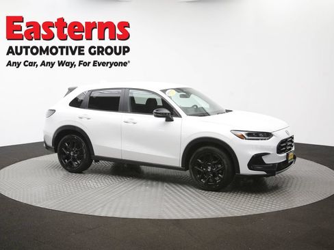 Used 2025 Honda HR-V Sport image 46