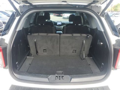 Certified 2023 Ford Explorer XLT AWD/4WD image 8