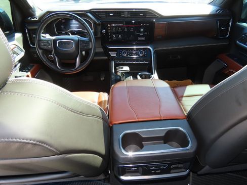 Used 2024 GMC Sierra 1500 Denali Ultimate image 23