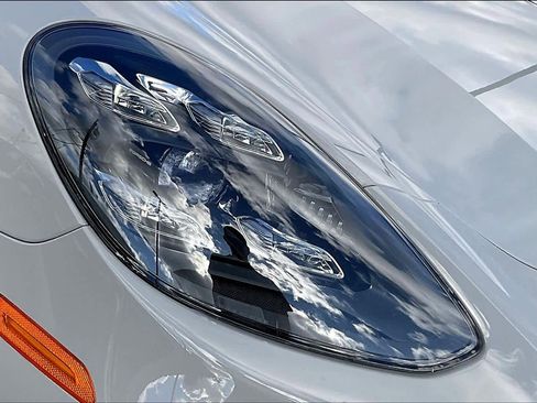 Used 2022 Porsche Panamera Turbo S image 30