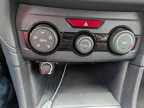 Used 2020 Subaru Impreza Premium image 31