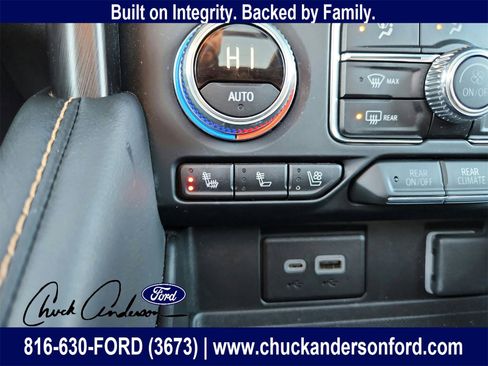 Used 2024 GMC Yukon AT4 w/ AT4 Premium Package image 19